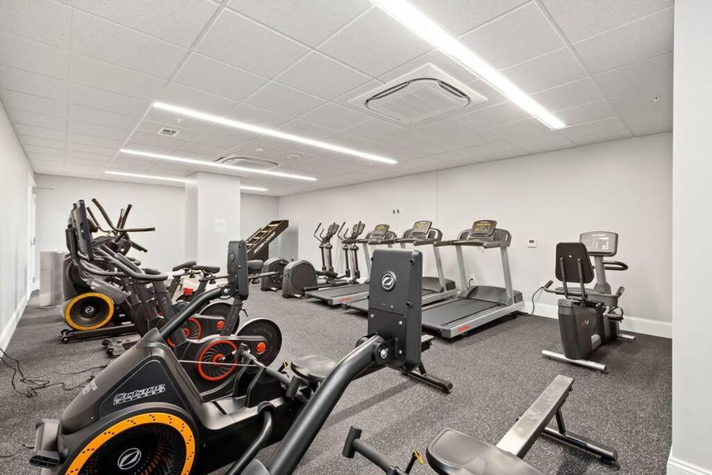 Cozysuites Dream 1Br, Ppg Paints Arena, Pitts Pittsburgh Exteriör bild